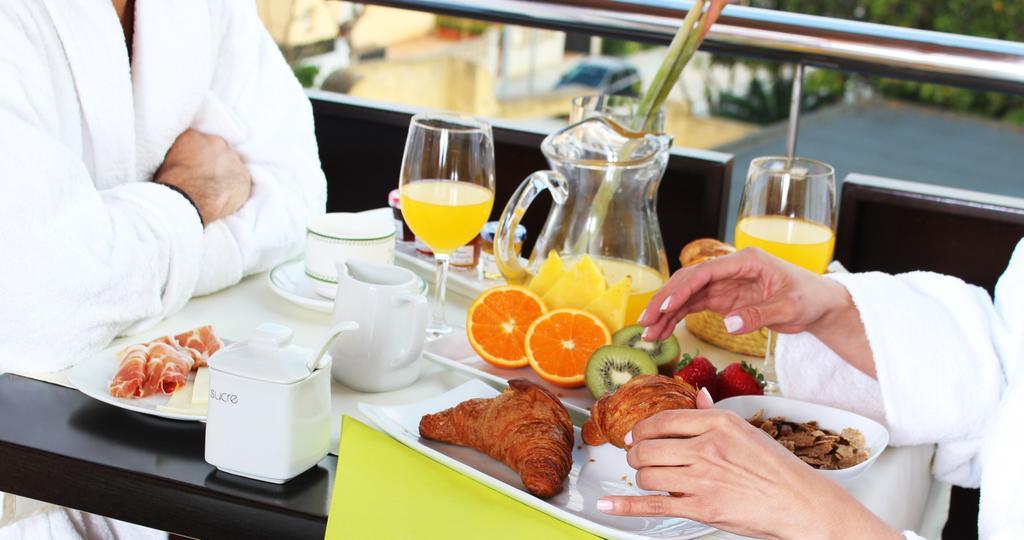 Hotel Montaltmar Sant Vicenç de Montalt Zewnętrze zdjęcie